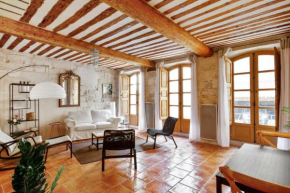 Charming traditional flat with garage at the heart of Avignon - Welkeys